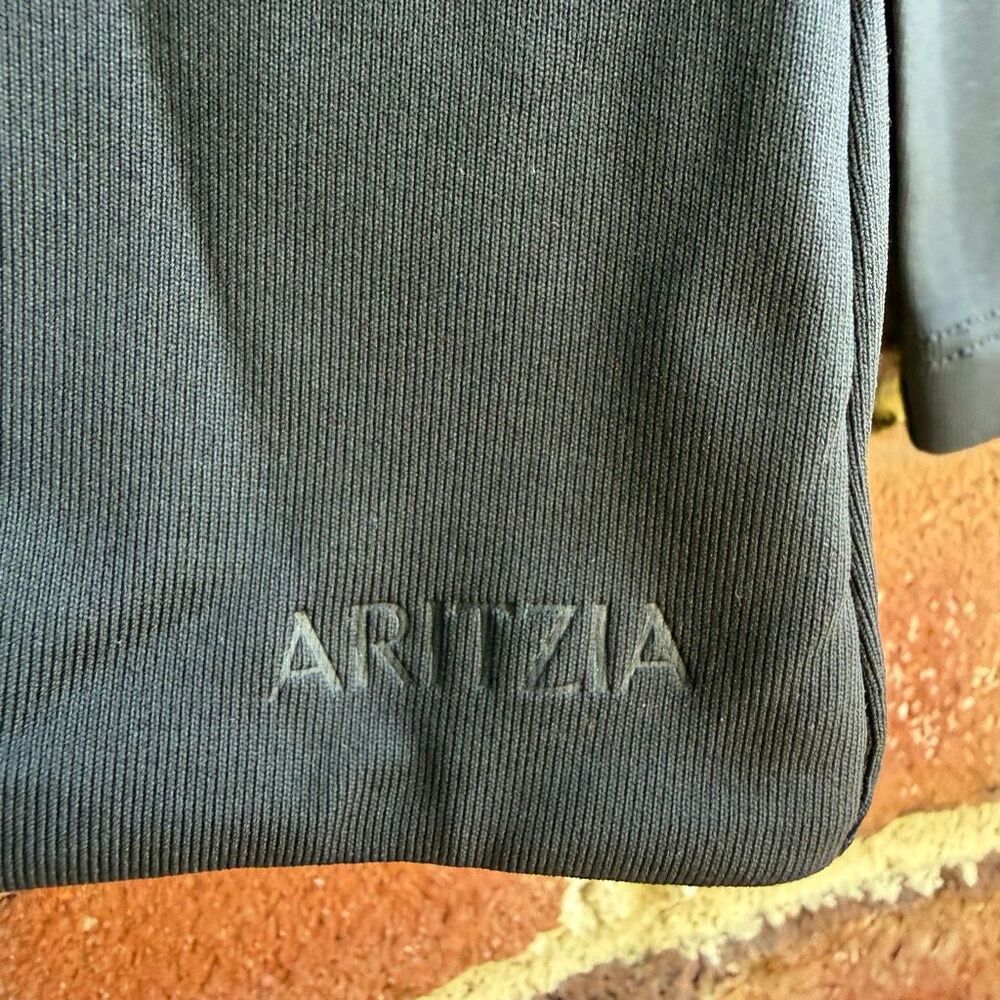 Aritzia Original Contour Square neck Hip Long Sleeve Top Black XS NEW - Picture 7 of 12